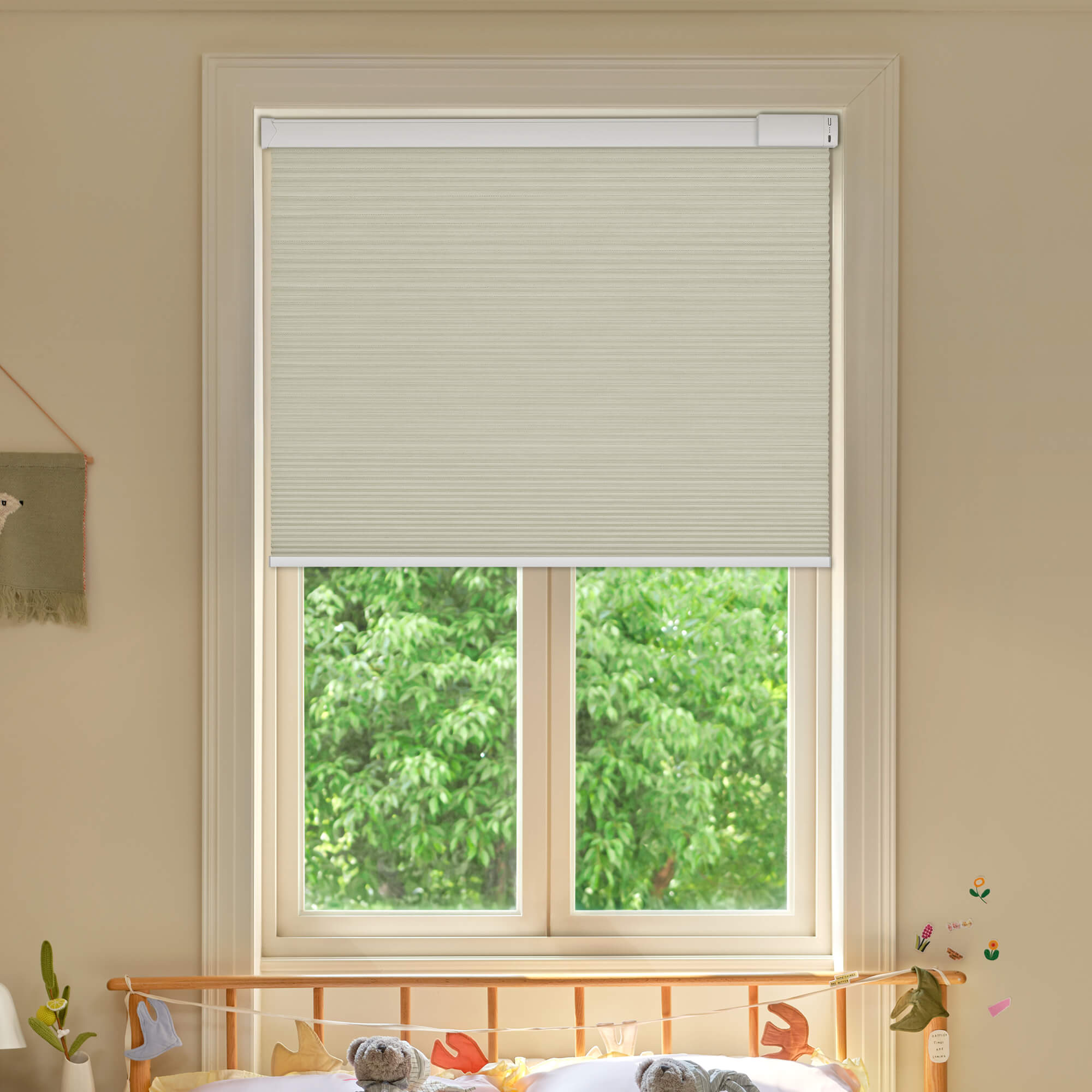 Allesin Select Motorized Blackout Honeycomb Shades