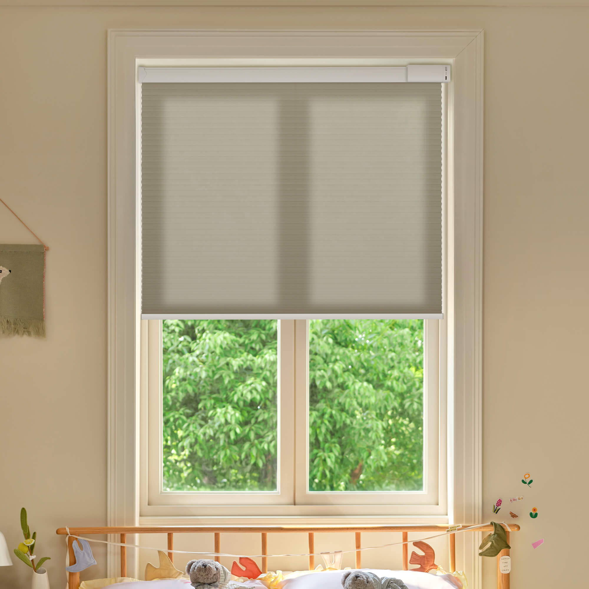 Allesin Select Motorized Light Filtering Honeycomb Shades