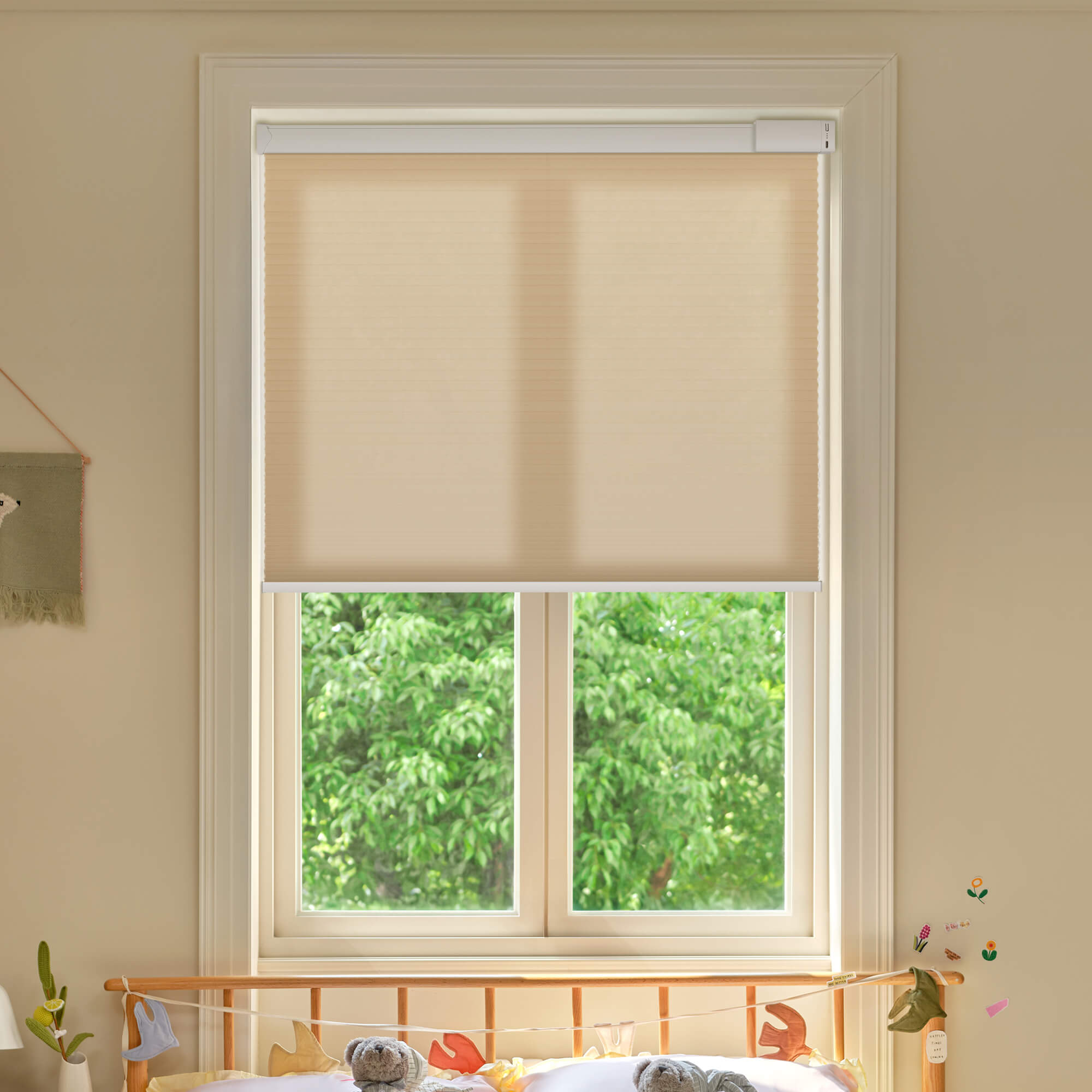 Allesin Select Motorized Light Filtering Honeycomb Shades