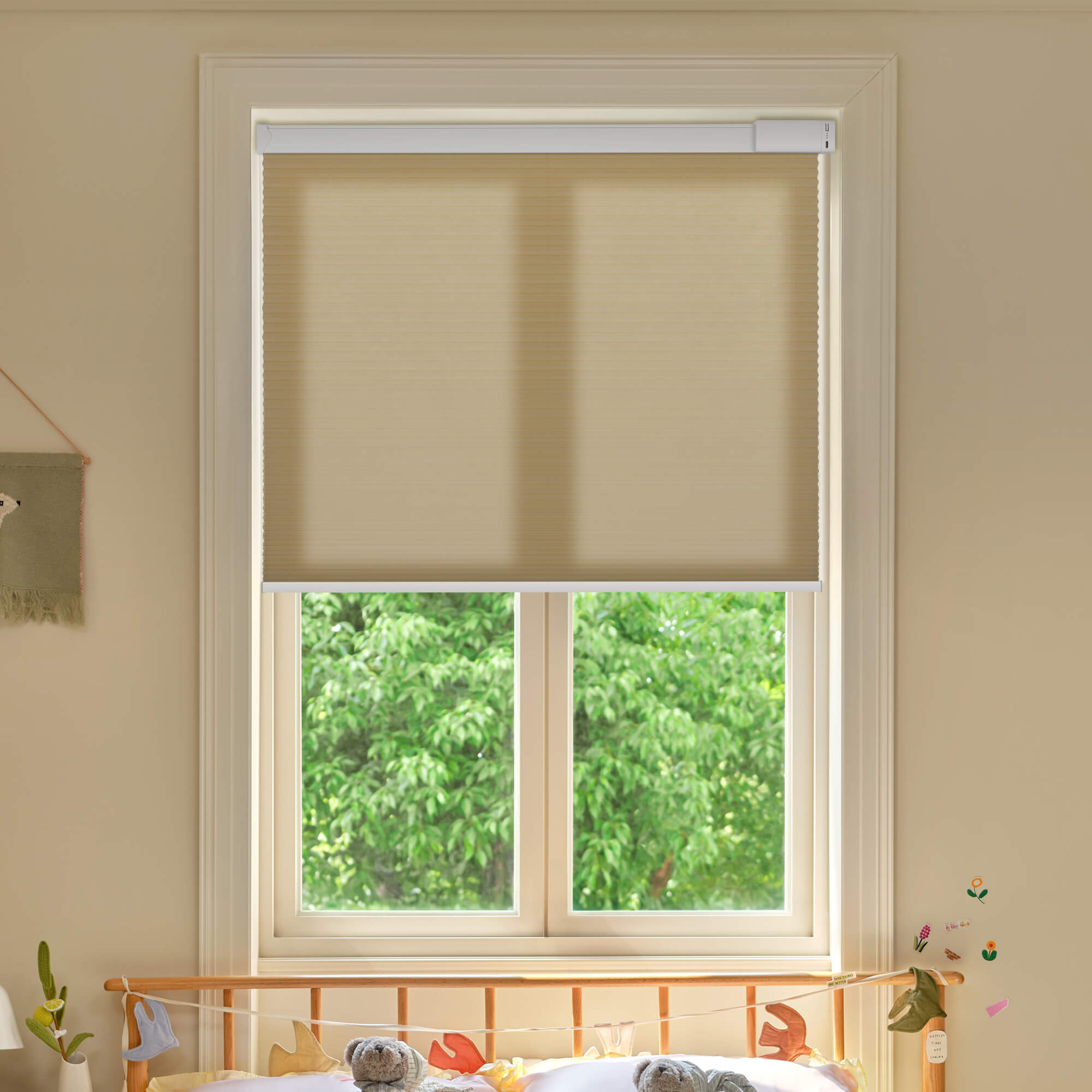 Allesin Select Motorized Light Filtering Honeycomb Shades