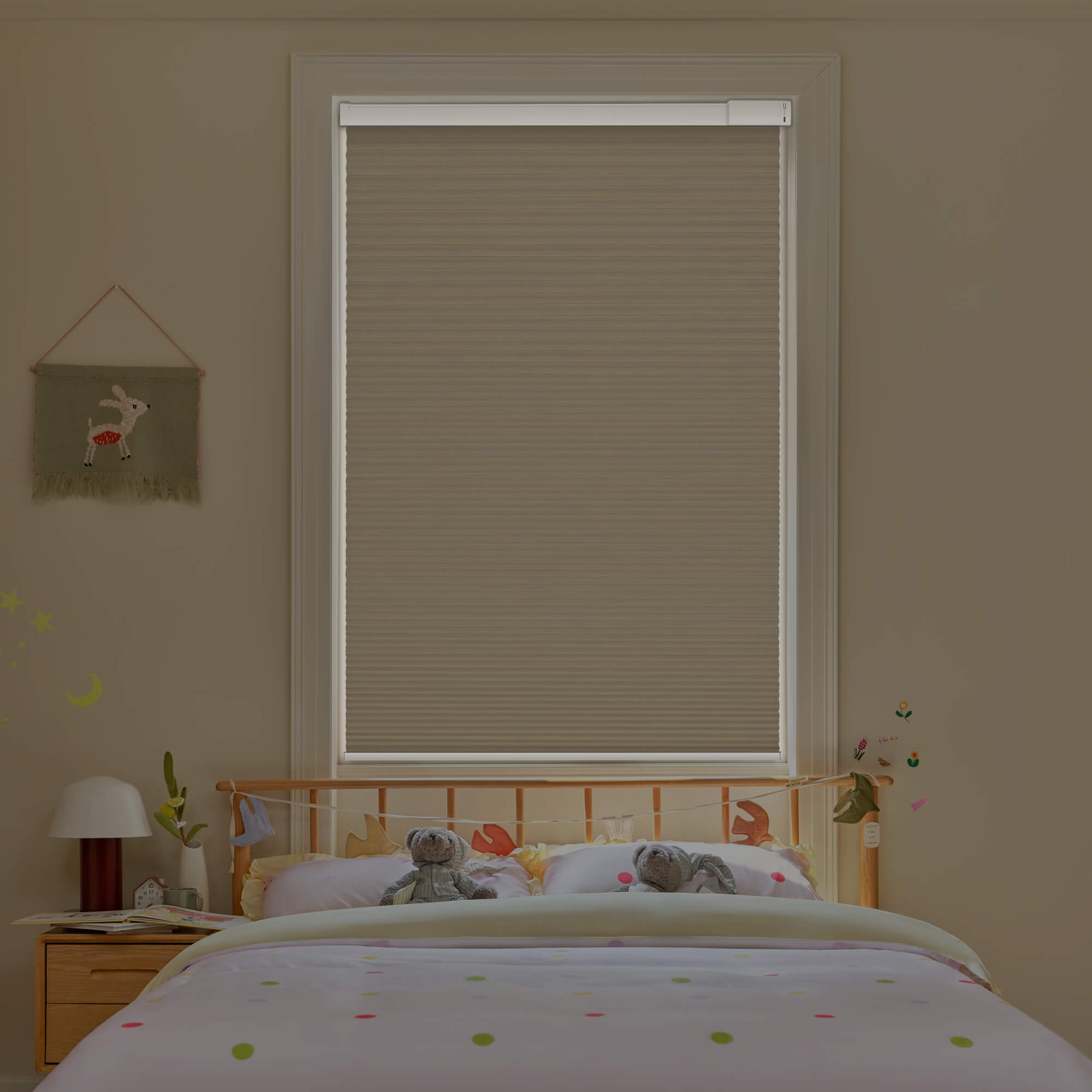 Allesin Select Motorized Blackout Honeycomb Shades