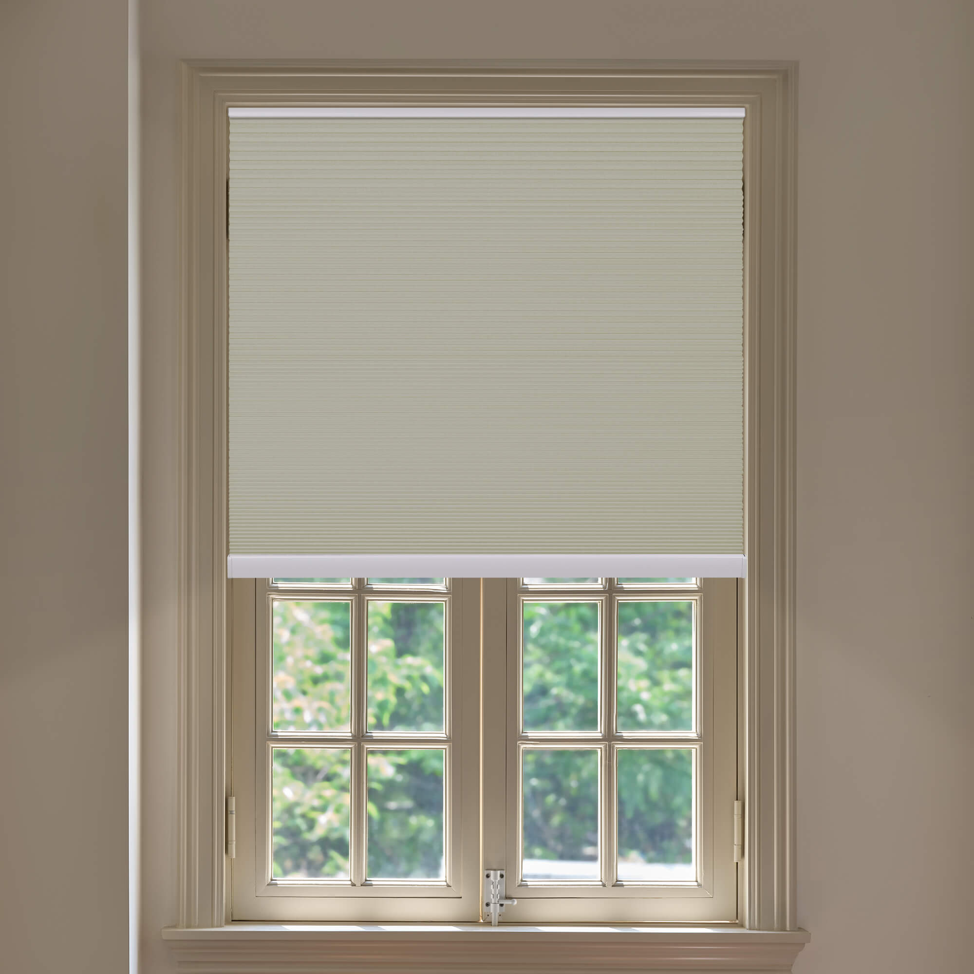 Allesin Blackout Honeycomb Shades | Bottom-mounted Motor