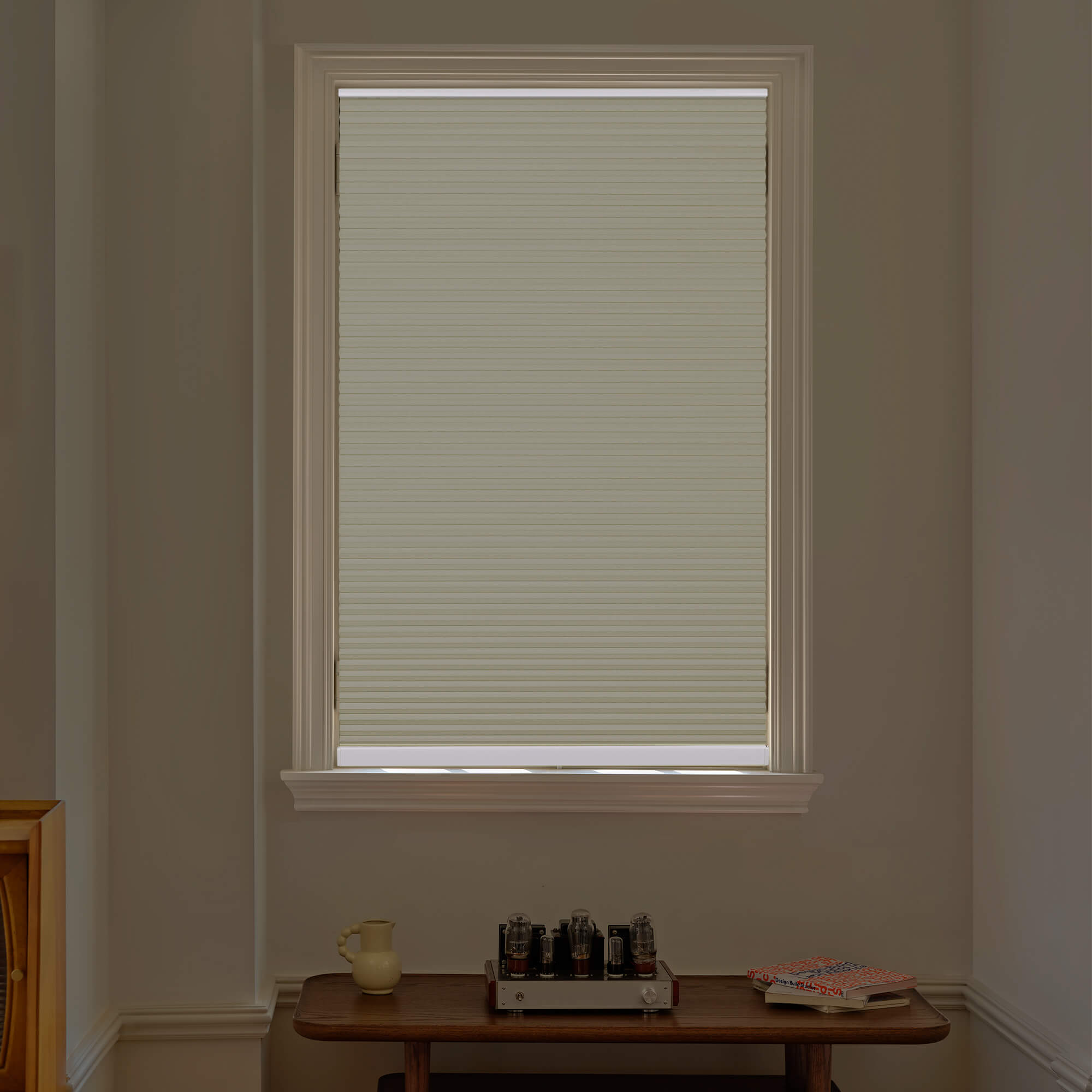 Allesin Blackout Honeycomb Shades | Bottom-mounted Motor