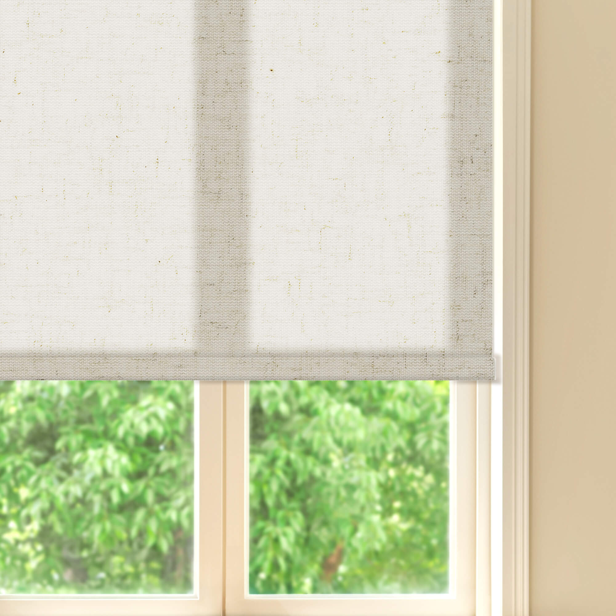 Allesin Prestige Motorized Light Filtering Roller Shades