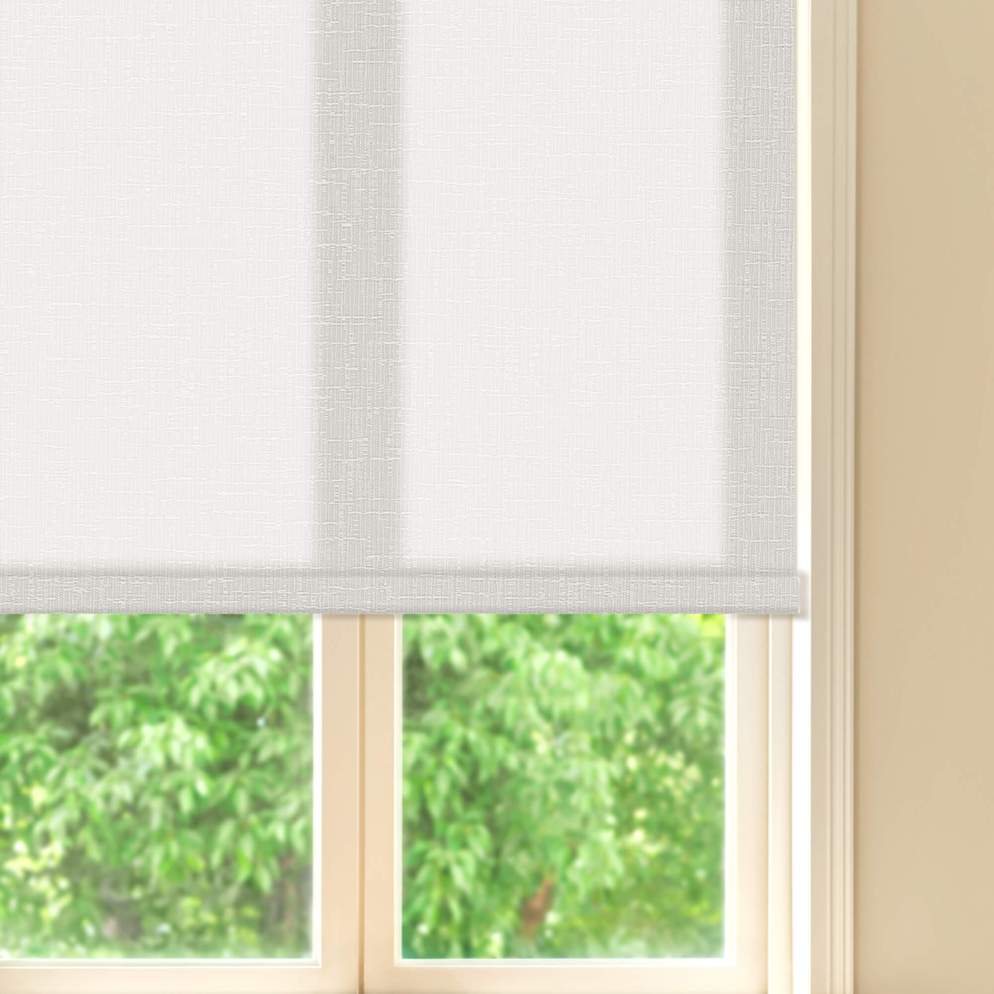 Allesin Prestige Motorized Light Filtering Roller Shades